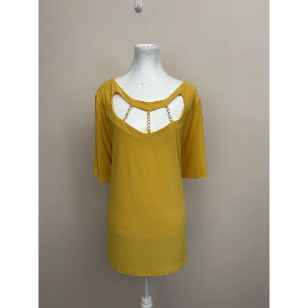 Diana Belle Woman Yellow Cutout Chain Neck Top Blouse 3X Plus  Polyester Blend